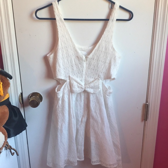 White Dress - Picture 2 of 2